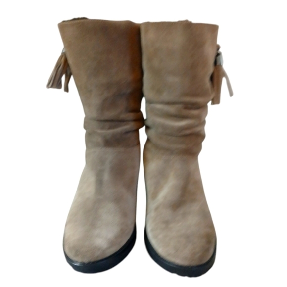 Stuart Weitzman Light Taupe Suede Wedge Boot Winter Slouch Boot size 7 - Picture 2 of 11